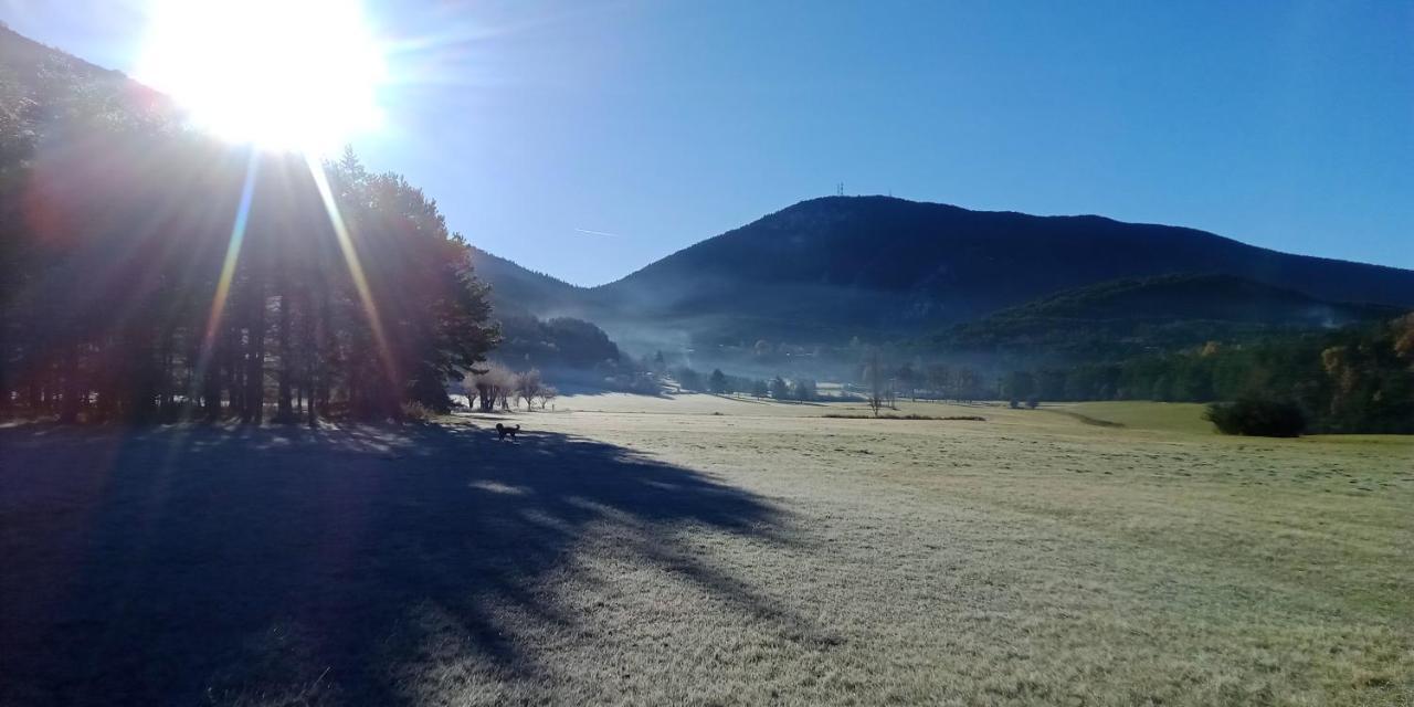 Montagne, Mer Et Verdon Séranon 외부 사진